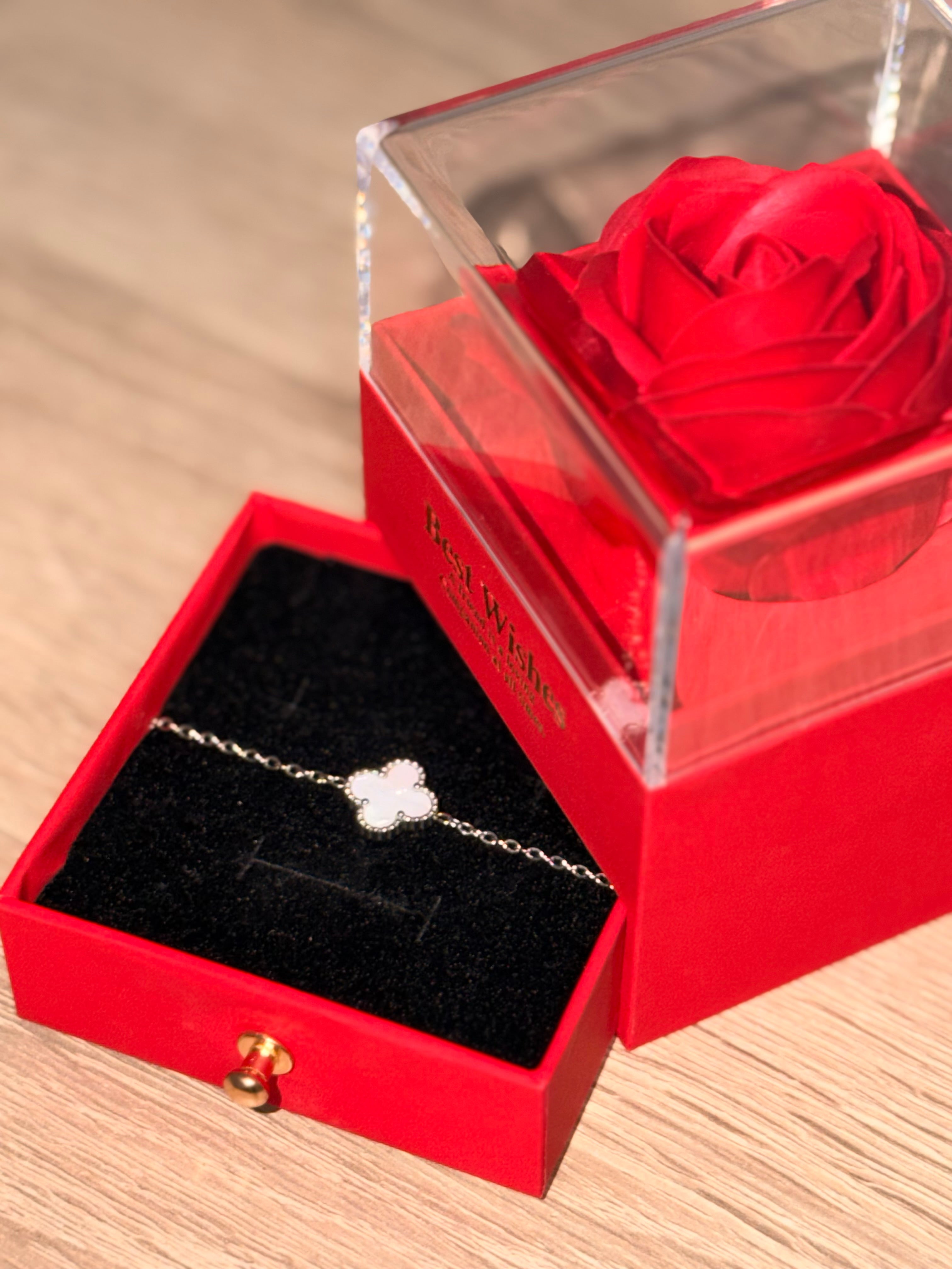 LoveBox cu Brațară