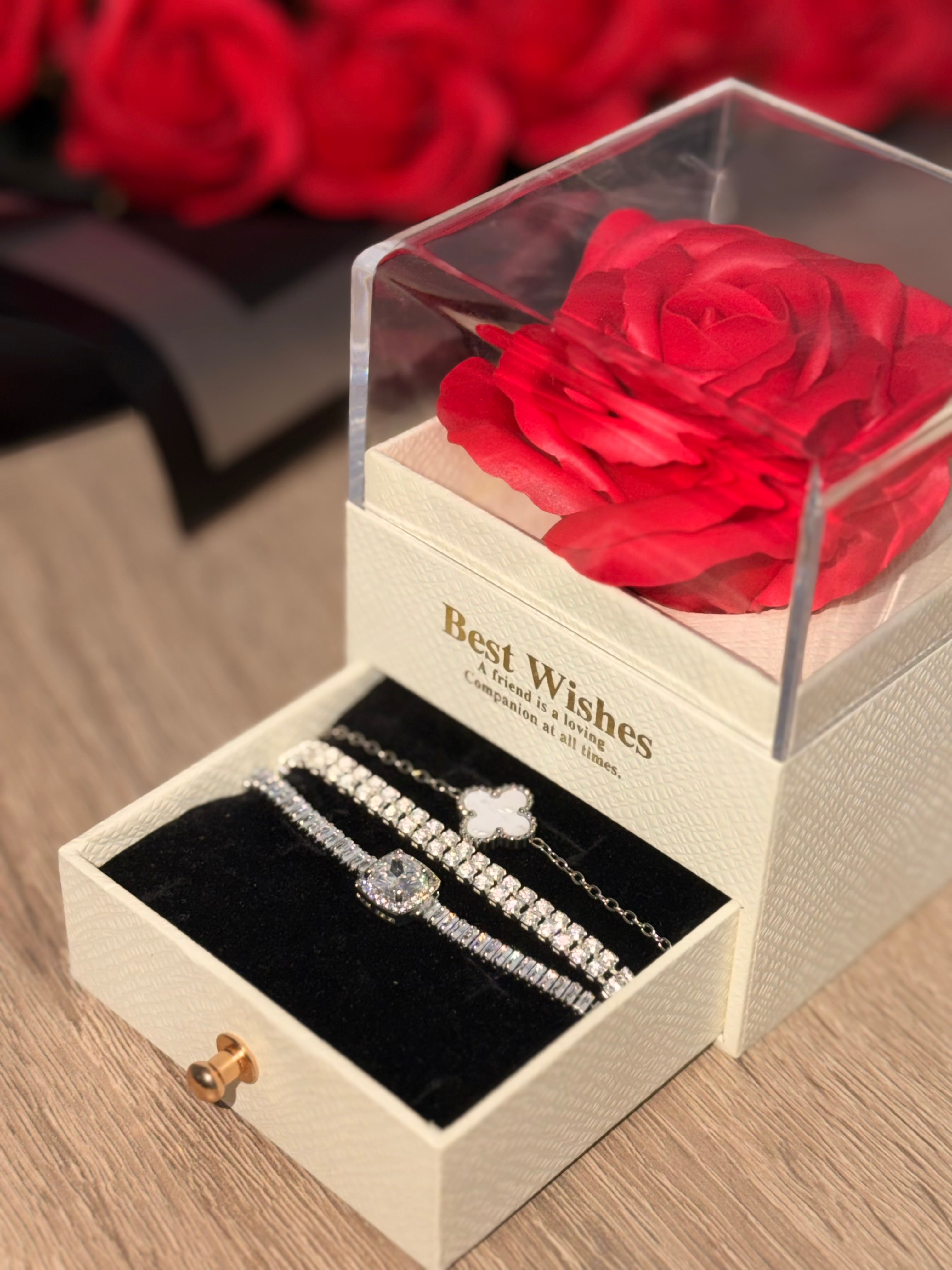 LoveBox cu Brațară